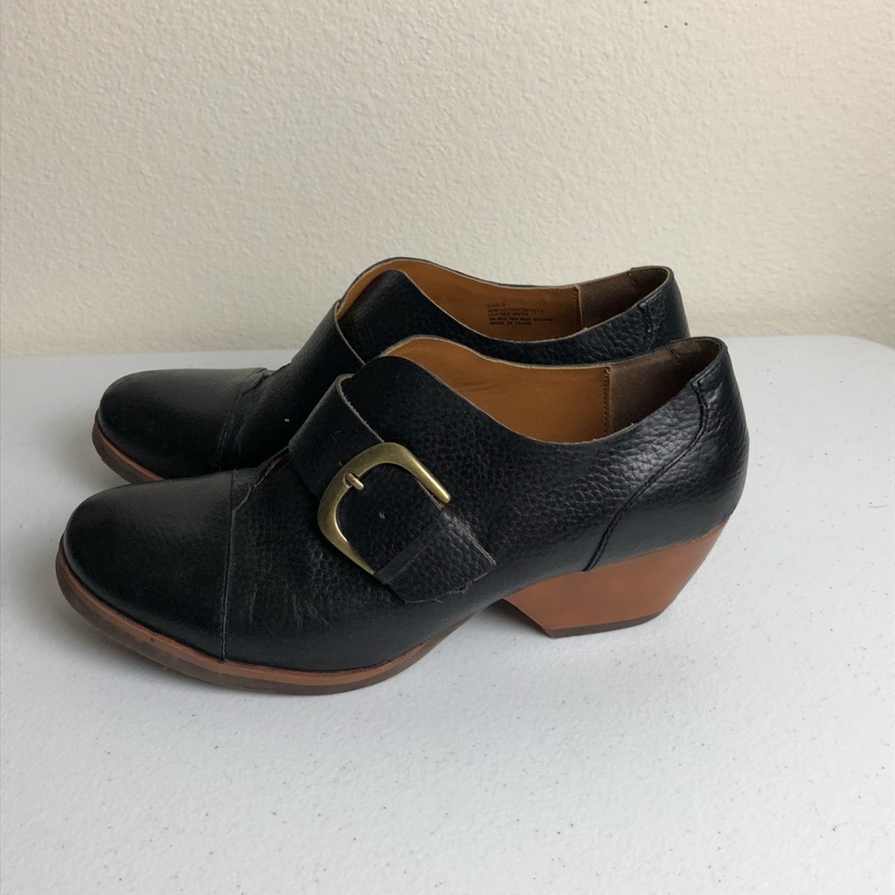 Kork Ease Leather Slip On Booties Size 9